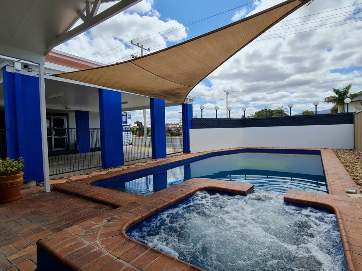 Rockhampton Court Motor Inn Buitenkant foto