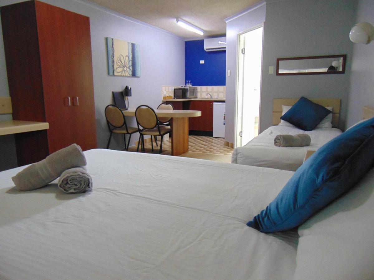 Rockhampton Court Motor Inn Buitenkant foto