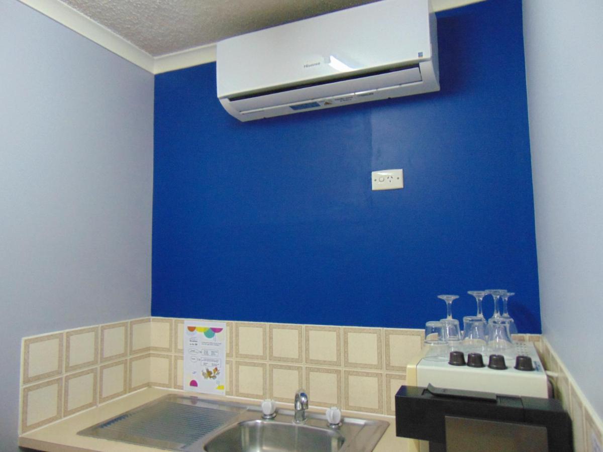 Rockhampton Court Motor Inn Buitenkant foto