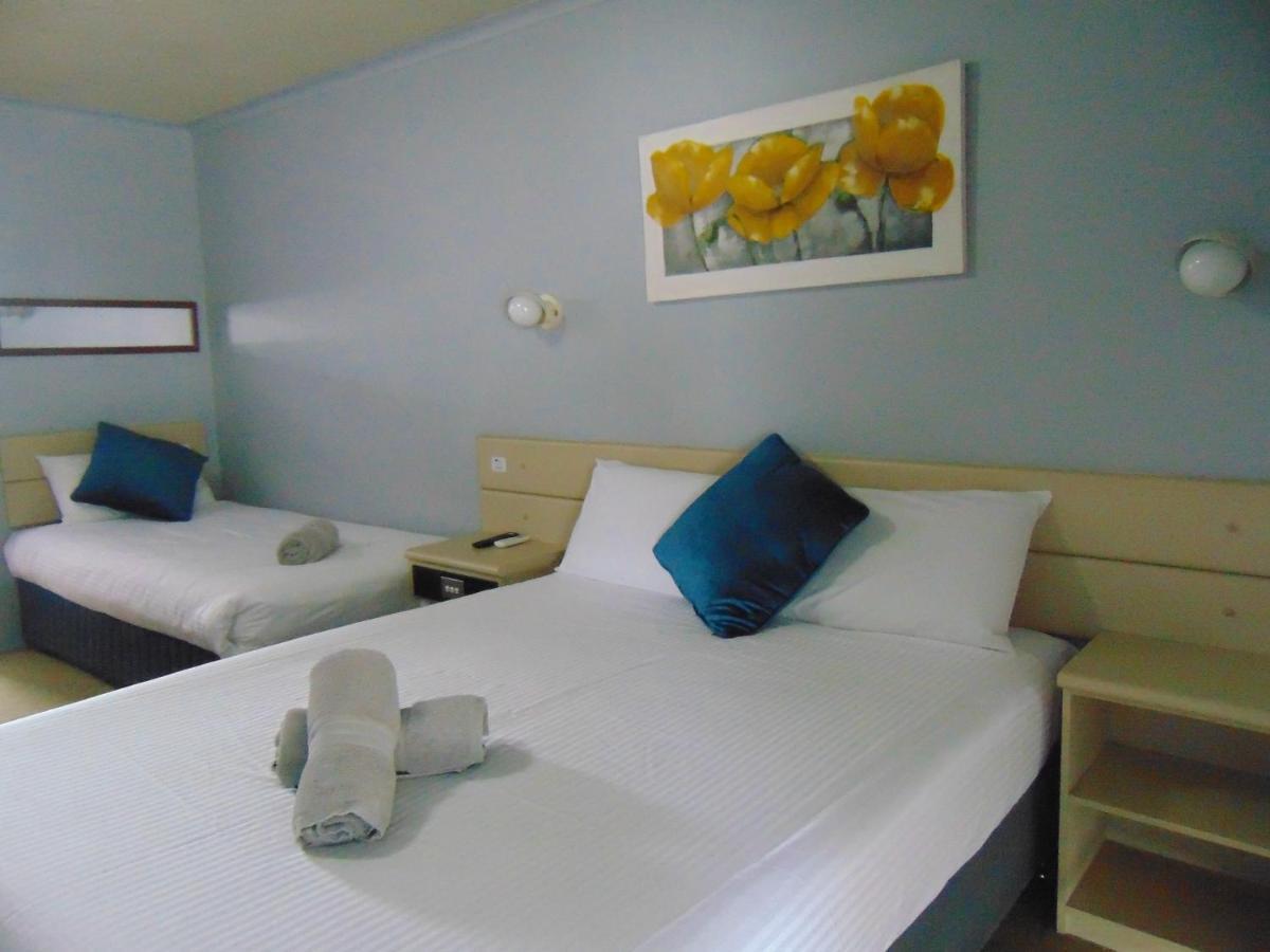 Rockhampton Court Motor Inn Buitenkant foto