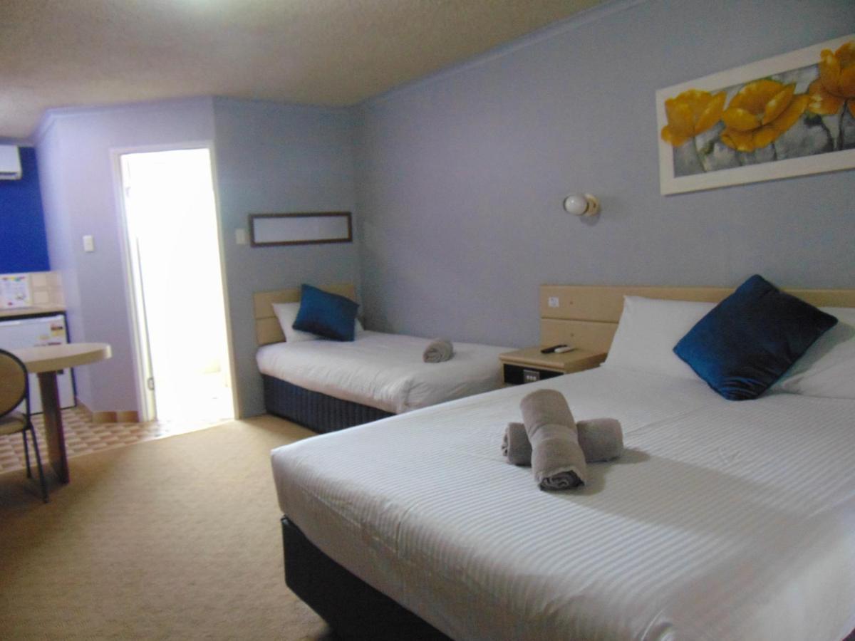 Rockhampton Court Motor Inn Buitenkant foto